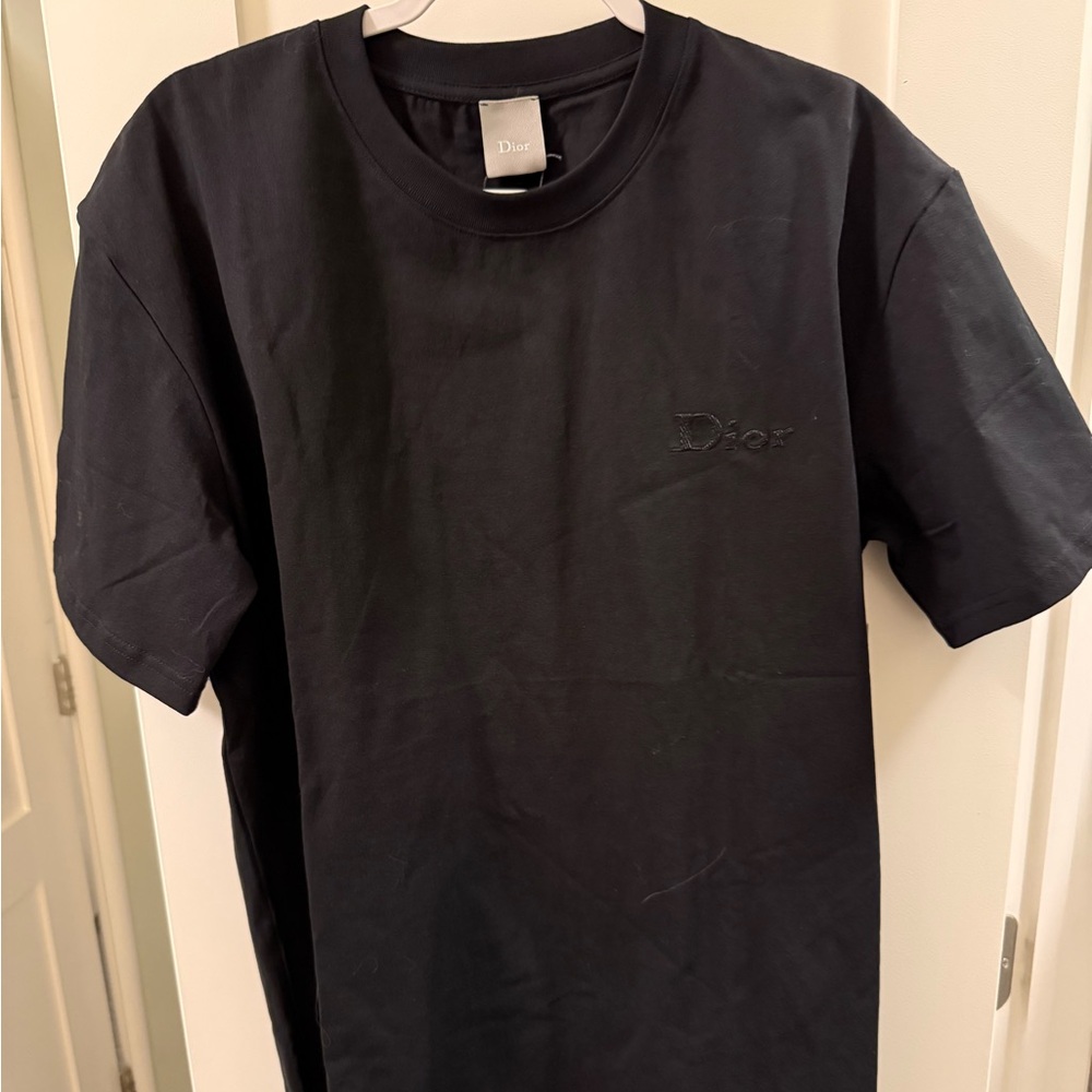 Dior Black Short-Sleeve T-Shirt with Subtle Embroidered Logo